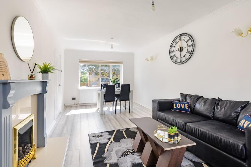 Birmingham Great Barr Property Near Junction 7 M6 Exterior foto